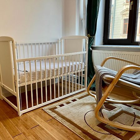 Chira Chiralina Classic Apartment Браїла Екстер'єр фото