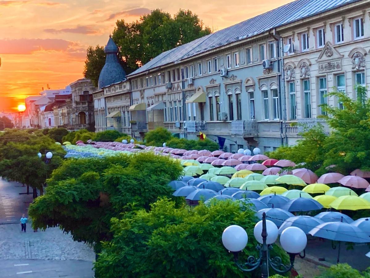 Chira Chiralina Classic Apartment Браїла Екстер'єр фото