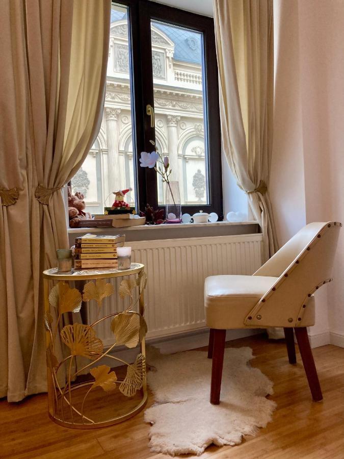 Chira Chiralina Classic Apartment Браїла Екстер'єр фото